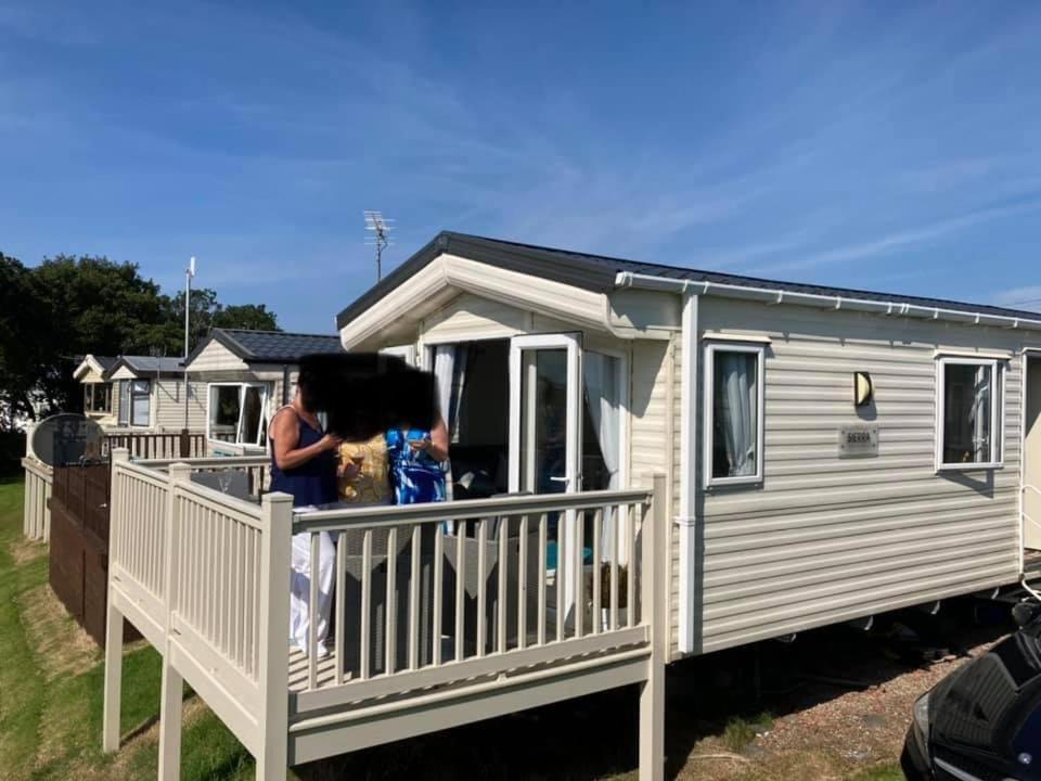 Luxury Caravan At Turnberry - Short Walk To Beach Girvan Exteriör bild