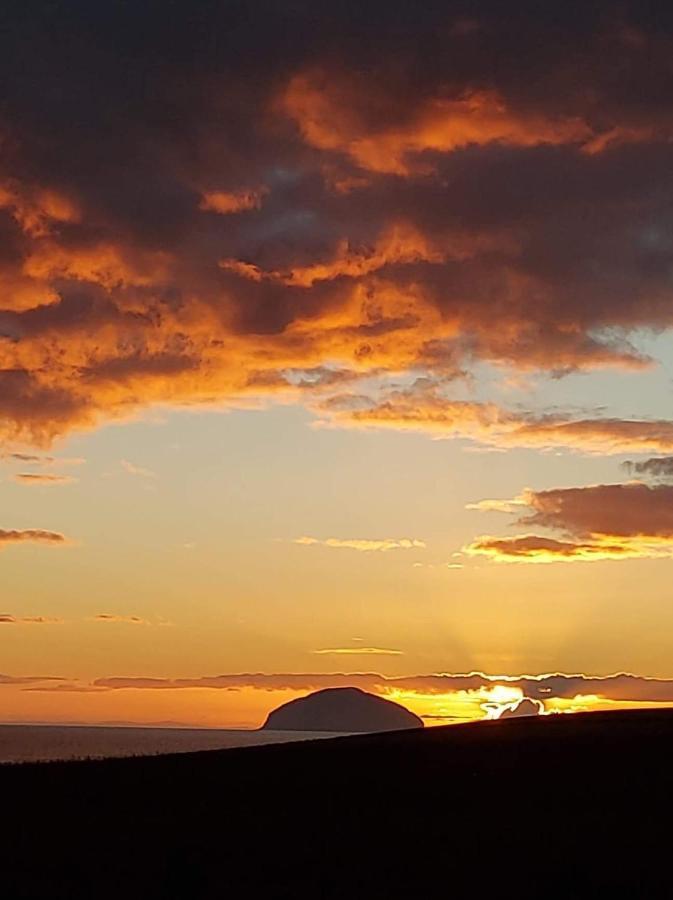 Luxury Caravan At Turnberry - Short Walk To Beach Girvan Exteriör bild